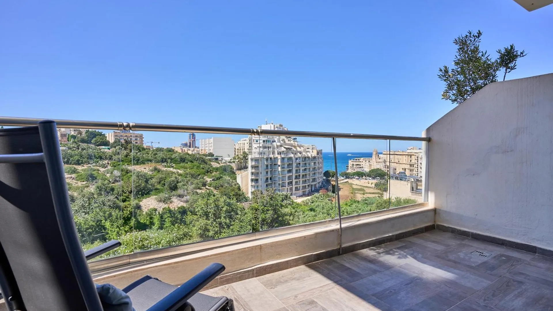 Saint Julian's Seaview Balluta-Stjulians-Prime Spot